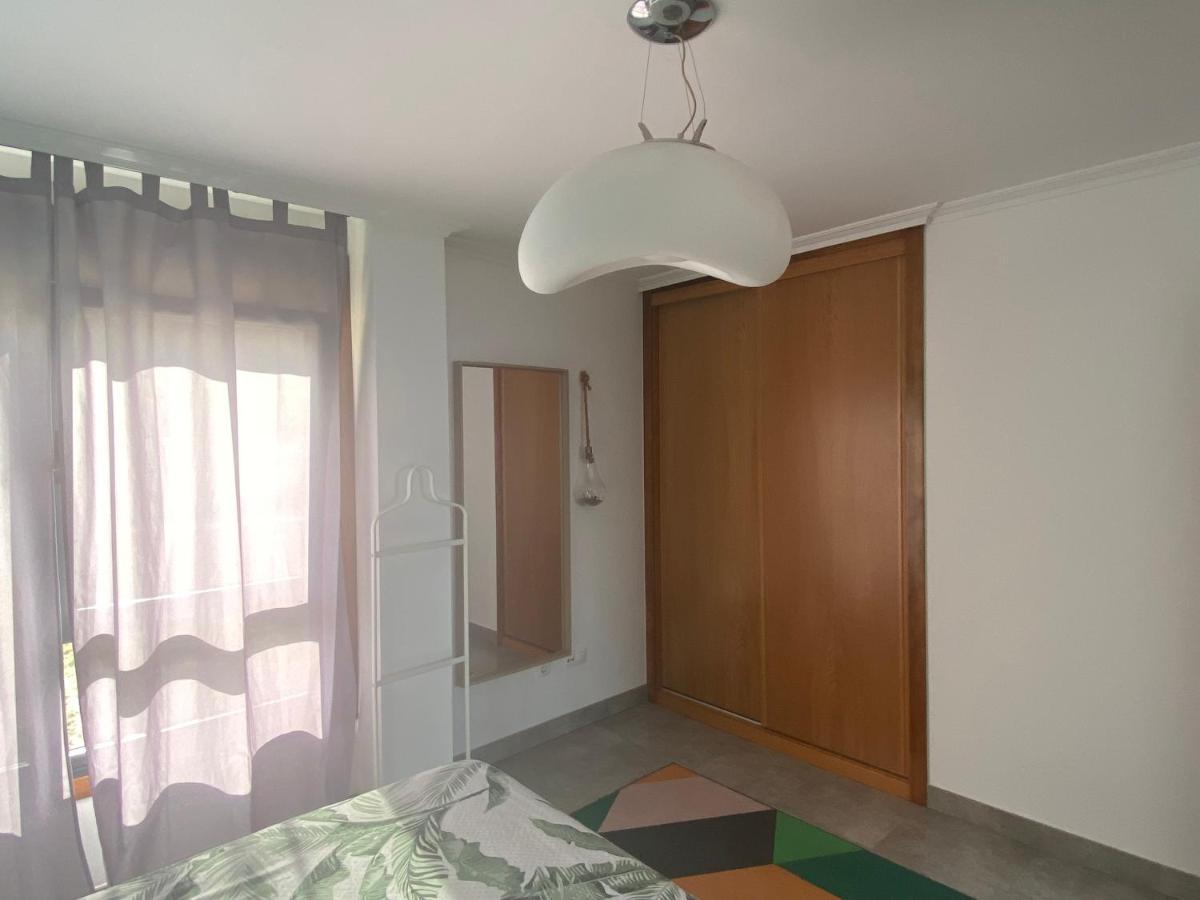 Piso En La Playa Apartment Ribeira Exterior photo